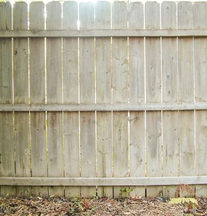 Fence pressure washing in Irvine after