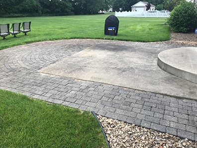 Sidewalk pressure washing in Irvine before